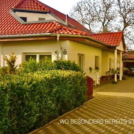 Haus Am See Bernburg Ngoại thất bức ảnh