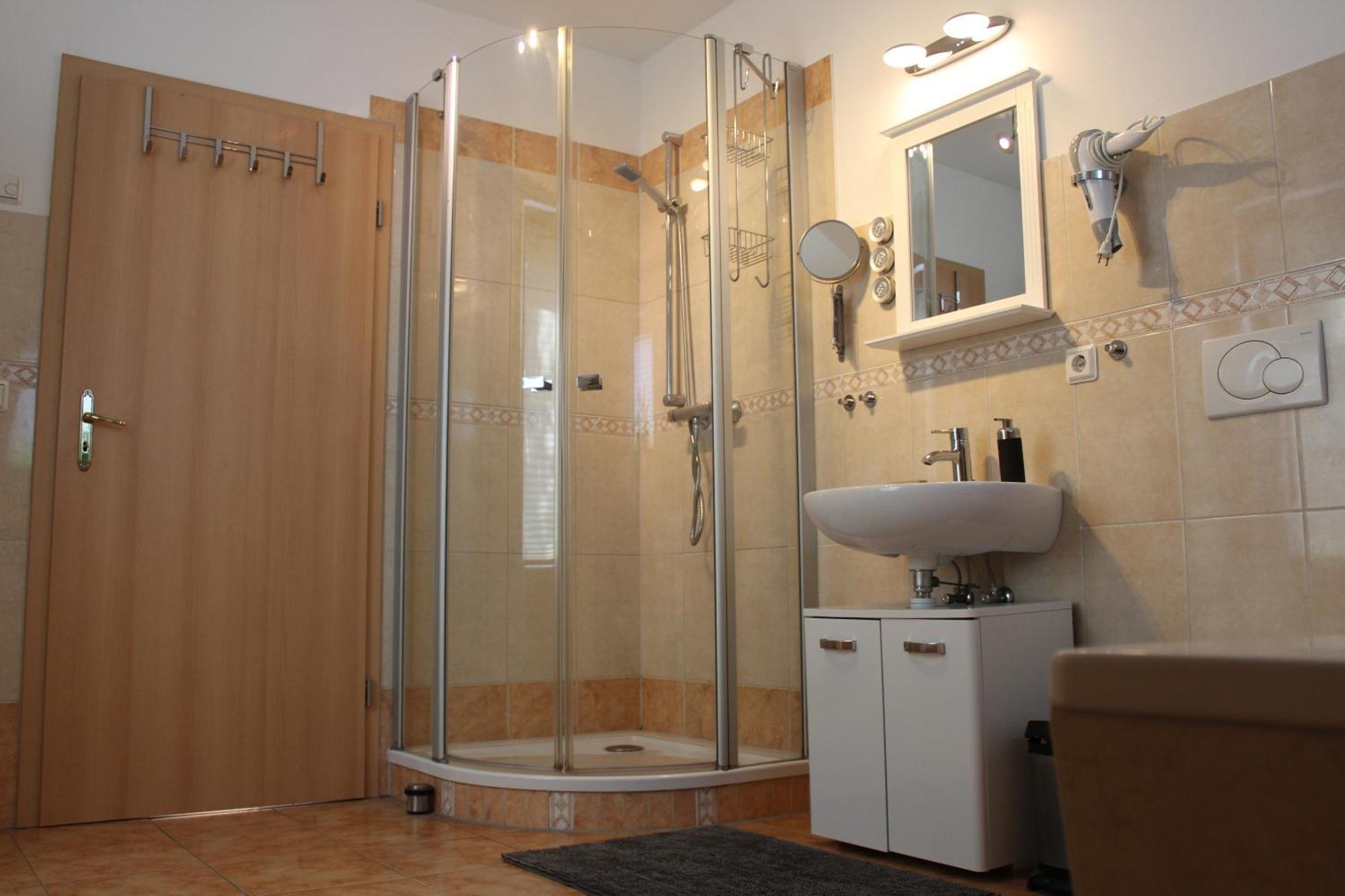 Haus Am See Bernburg Ngoại thất bức ảnh